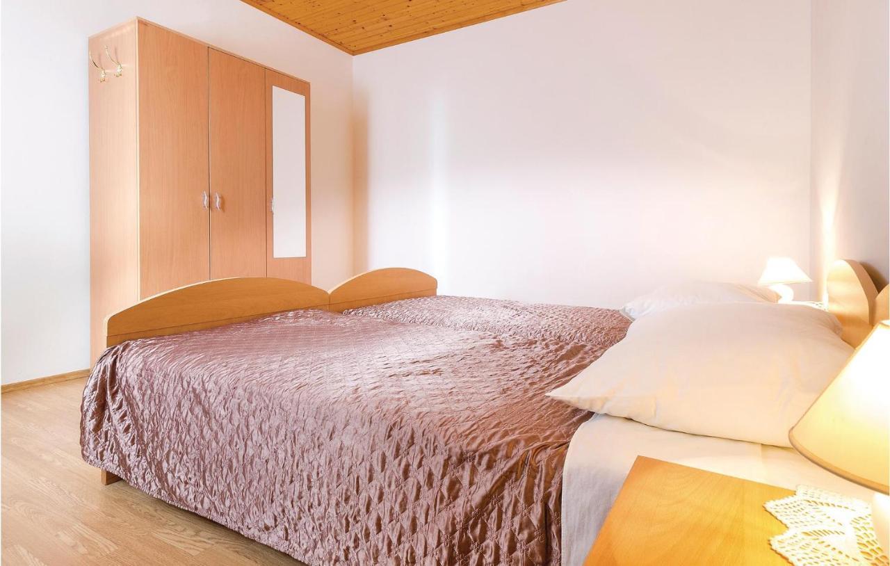 Awesome Apartment In Pula With Wifi Buitenkant foto