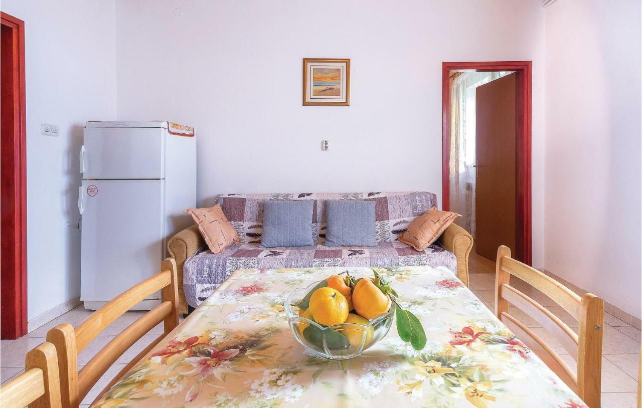 Awesome Apartment In Pula With Wifi Buitenkant foto