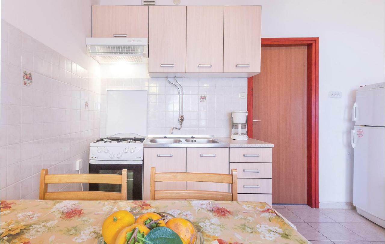 Awesome Apartment In Pula With Wifi Buitenkant foto